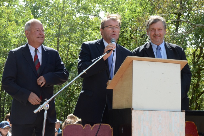 3 députés.JPG